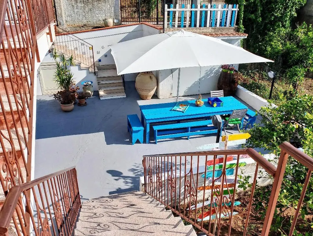 Hébergement de vacances Villa Nuovo Aliru à Campofelice Di Roccella