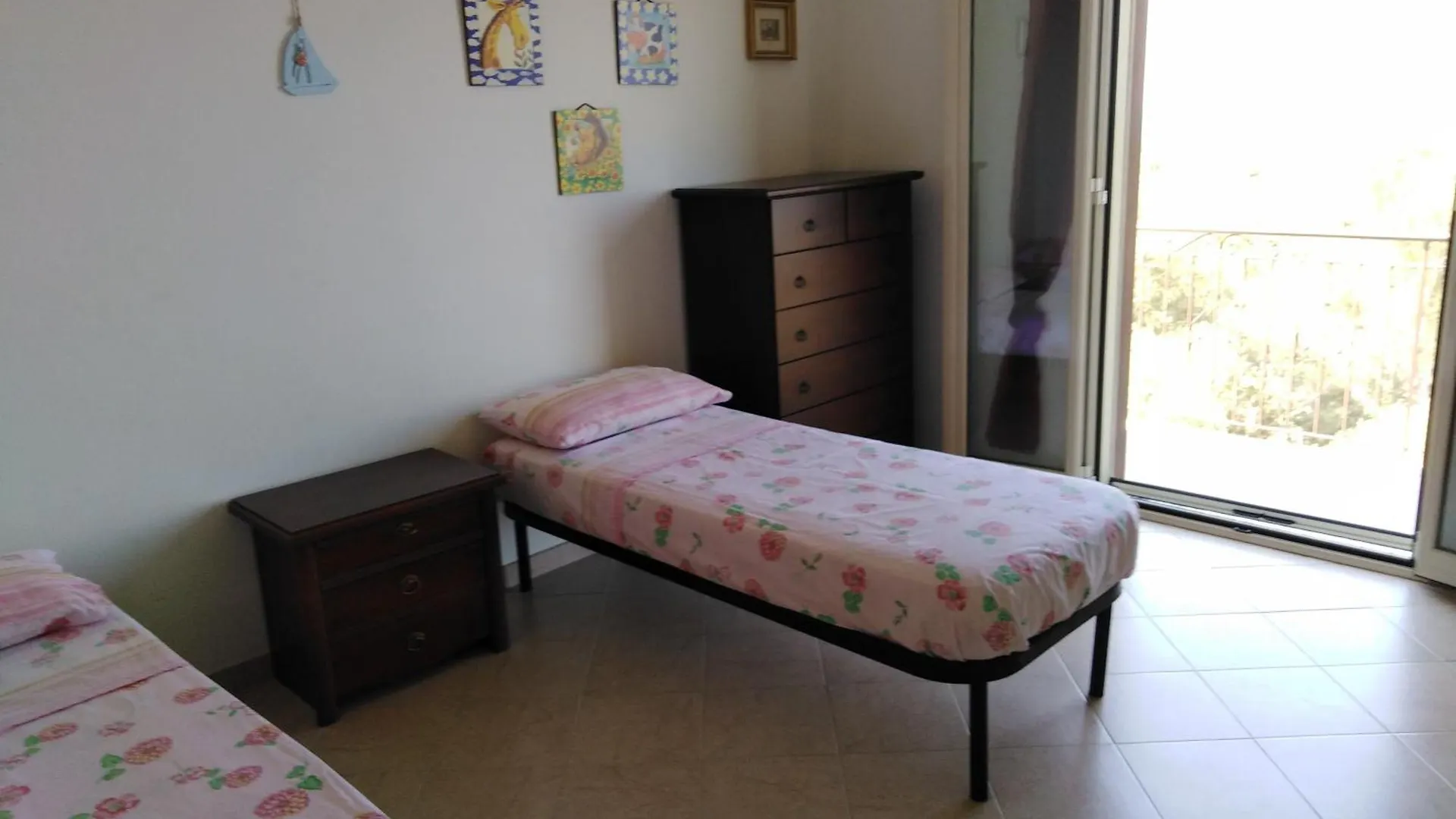 Villa Nuovo Aliru à Campofelice Di Roccella