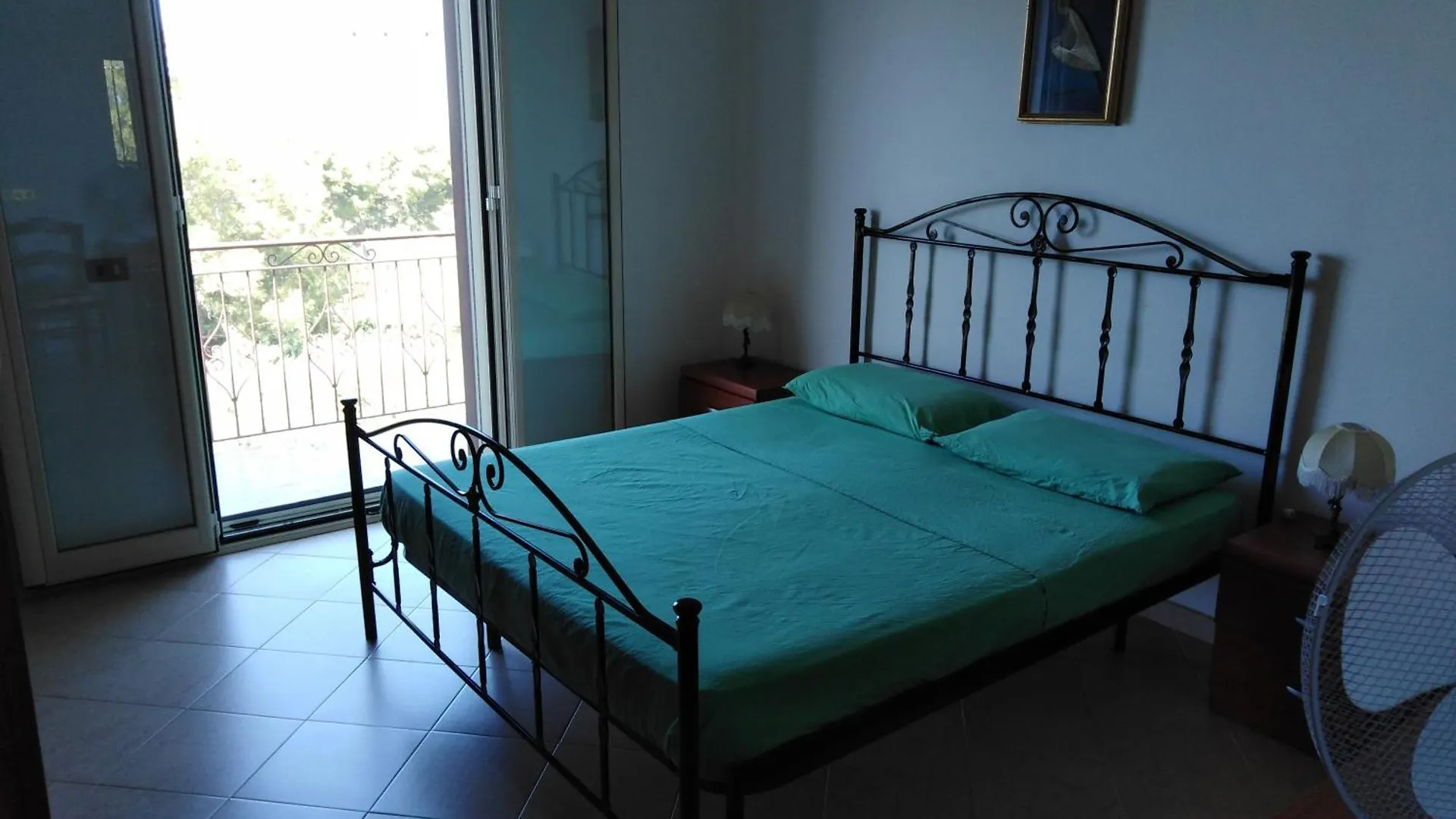 Villa Nuovo Aliru à Campofelice Di Roccella 0*,  Italie